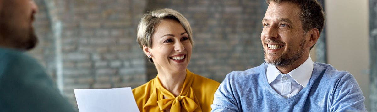 couple chez l'assureur